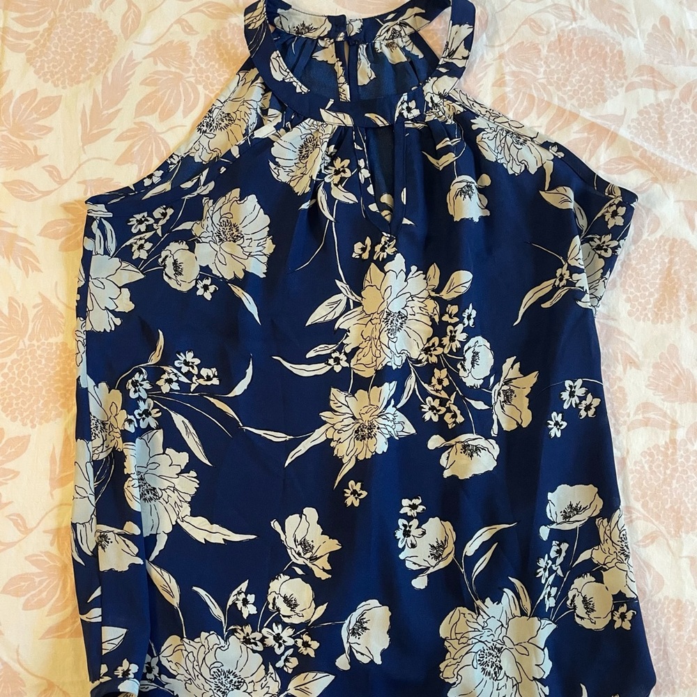 Papermoon, Medium, blue and floral tank, two silver buttons and peak a boo front